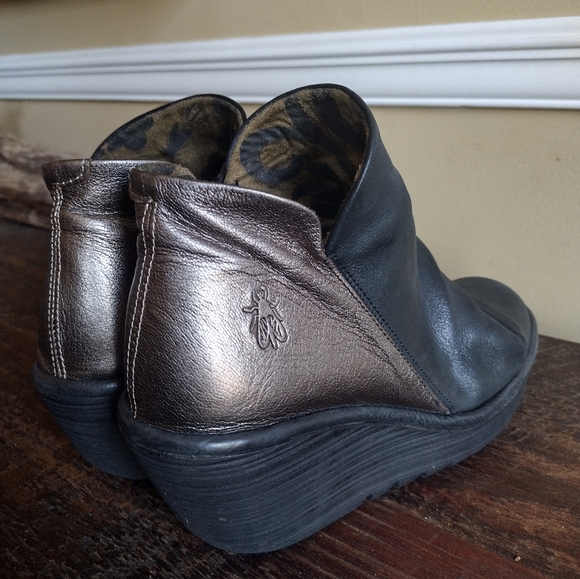 Fly London Black Bronze Yip Boots Size 38 (7-7.5) - Picture 7 of 13
